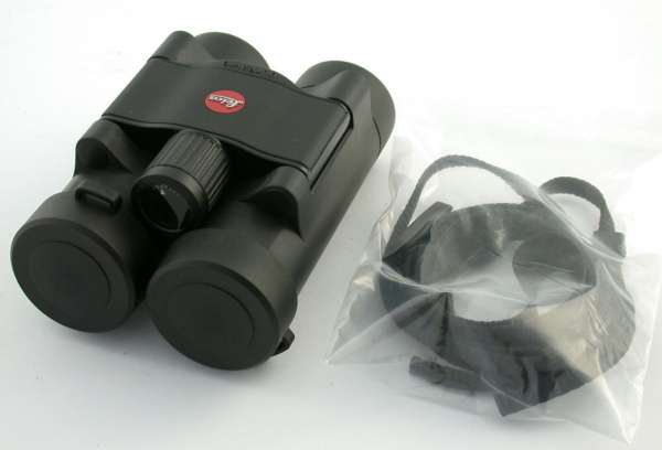 LEICA Ultravid 8x20 premium binoculars Germany mint