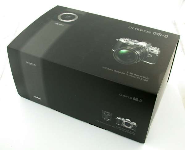 OLYMPUS OM-D E-M5 Mark III Zuiko Digital ED Pro 2,8/12-40 new