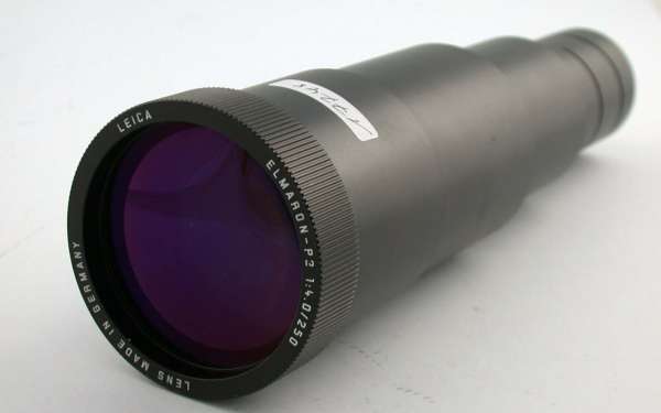 LEICA Elmaron-P2 4/250 250mm F4 Germany premium glas projektion objektiv