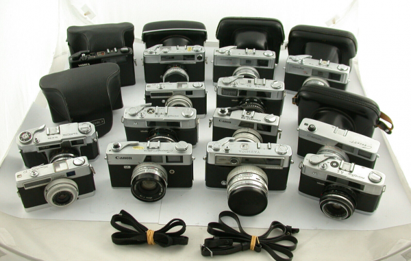 CANON MINOLTA YASHICA 35mm analog lot AS IS UNTESTED