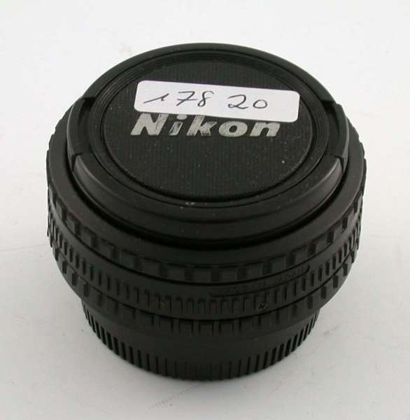 NIKON MF AiS Nikkor 1,8/50 50mm F1,8 pancake FX DX Japan