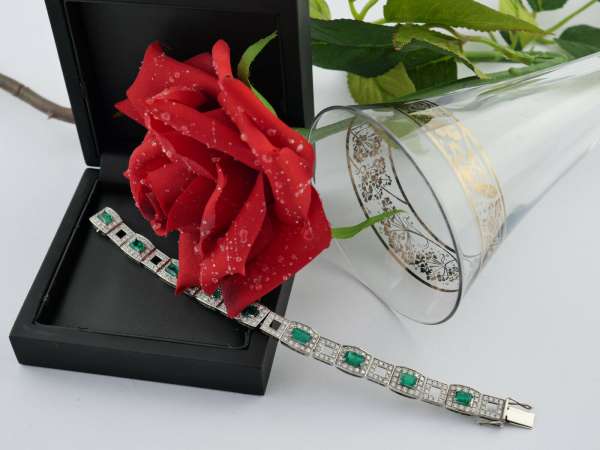 Bracelet 750 Gold diamonds columbian emeralds Certificate