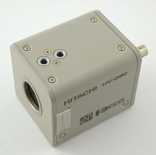 HITACHI HV-D30 Video Kamera 3CCD c-mount DSP color NTSC