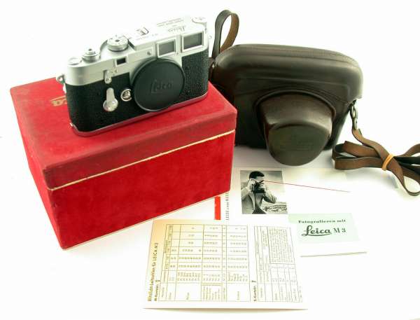 LEICA M3 body classic rangefinder 734593 1955 fully original red box