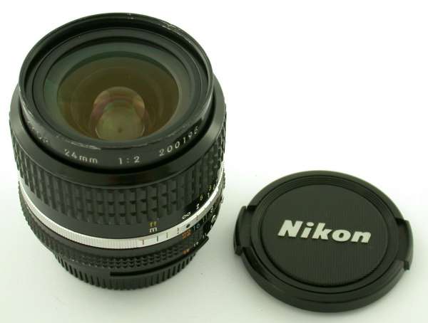 NIKON AiS MF 2/24 24mm F2 superfast aperture